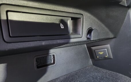 Volkswagen Tiguan II, 2018 год, 2 770 000 рублей, 24 фотография