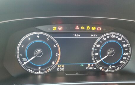 Volkswagen Tiguan II, 2018 год, 2 770 000 рублей, 26 фотография