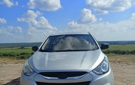 Hyundai ix35 I рестайлинг, 2013 год, 950 000 рублей, 3 фотография