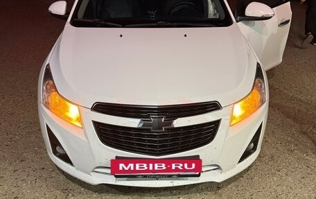 Chevrolet Cruze II, 2014 год, 1 110 000 рублей, 2 фотография