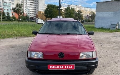 Volkswagen Passat B3, 1993 год, 135 000 рублей, 1 фотография