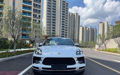 Porsche Macan I рестайлинг, 2021 год, 6 476 030 рублей, 3 фотография