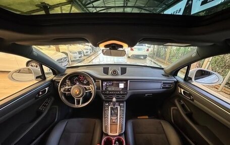 Porsche Macan I рестайлинг, 2021 год, 5 576 010 рублей, 14 фотография