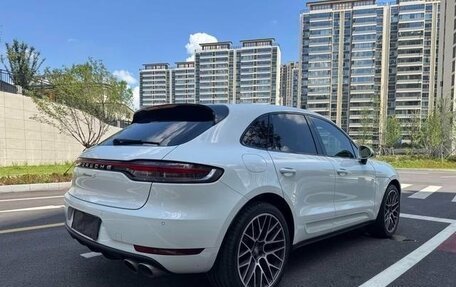 Porsche Macan I рестайлинг, 2021 год, 6 476 030 рублей, 4 фотография
