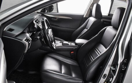 Lexus NX I, 2017 год, 2 999 000 рублей, 10 фотография
