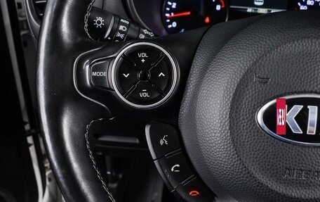 KIA Soul II рестайлинг, 2017 год, 1 749 000 рублей, 19 фотография