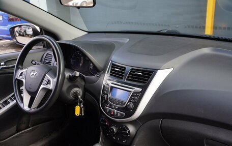 Hyundai Solaris II рестайлинг, 2011 год, 638 000 рублей, 9 фотография