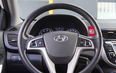 Hyundai Solaris II рестайлинг, 2011 год, 638 000 рублей, 11 фотография