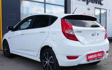 Hyundai Solaris II рестайлинг, 2011 год, 638 000 рублей, 7 фотография