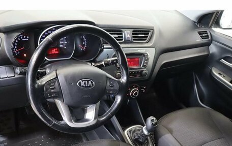 KIA Rio III рестайлинг, 2015 год, 909 800 рублей, 6 фотография