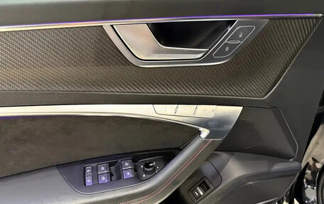 Audi RS 6, 2022 год, 15 500 777 рублей, 16 фотография
