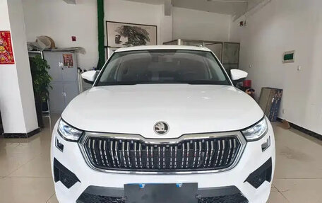 Skoda Kodiaq I, 2022 год, 2 689 900 рублей, 2 фотография