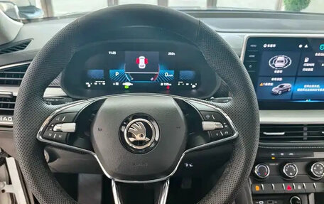 Skoda Kodiaq I, 2022 год, 2 689 900 рублей, 10 фотография