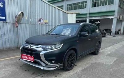 Mitsubishi Outlander III рестайлинг 3, 2020 год, 2 348 000 рублей, 1 фотография