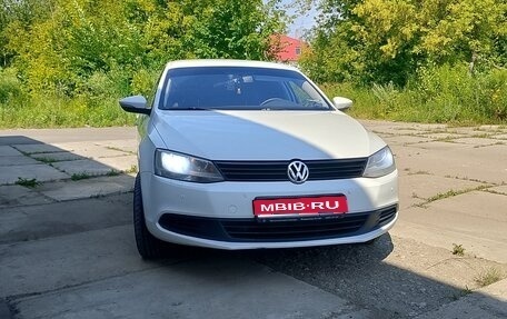 Volkswagen Jetta VI, 2012 год, 730 000 рублей, 1 фотография