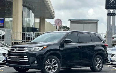 Toyota Highlander, 2022 год, 2 100 777 рублей, 1 фотография