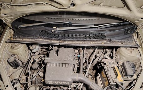 Toyota Platz, 2001 год, 280 000 рублей, 1 фотография