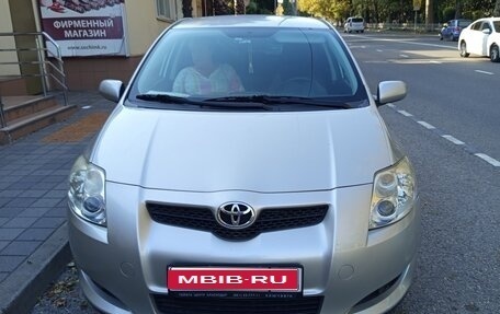 Toyota Auris II, 2008 год, 800 000 рублей, 1 фотография