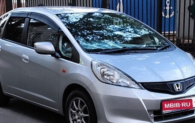 Honda Fit III, 2012 год, 725 000 рублей, 1 фотография