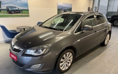 Opel Astra J, 2011 год, 649 000 рублей, 1 фотография