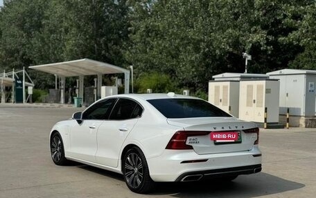 Volvo S60 III, 2021 год, 3 170 000 рублей, 4 фотография