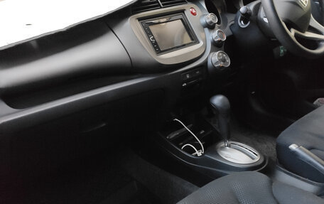 Honda Fit III, 2012 год, 725 000 рублей, 8 фотография