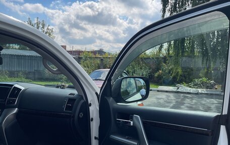 Toyota Land Cruiser 200, 2015 год, 6 700 000 рублей, 31 фотография