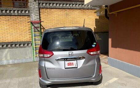 Honda Freed II, 2018 год, 1 580 000 рублей, 5 фотография