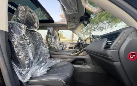 Infiniti QX80, 2025 год, 16 190 000 рублей, 11 фотография