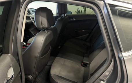 Opel Astra J, 2011 год, 649 000 рублей, 8 фотография