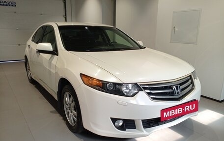 Honda Accord VIII рестайлинг, 2010 год, 859 000 рублей, 3 фотография