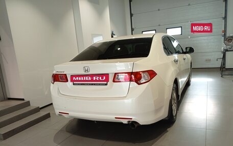 Honda Accord VIII рестайлинг, 2010 год, 859 000 рублей, 4 фотография