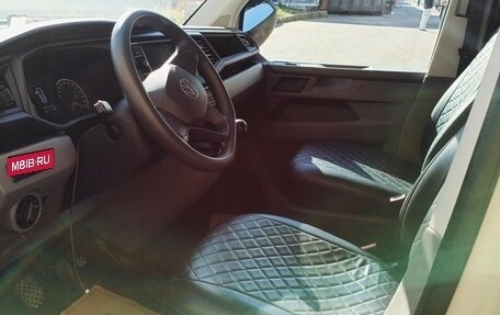 Volkswagen Transporter T6 рестайлинг, 2021 год, 3 950 000 рублей, 4 фотография