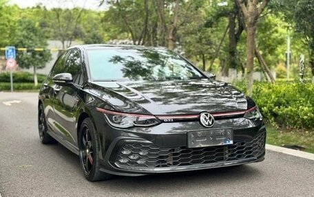 Volkswagen Golf GTI, 2021 год, 2 876 000 рублей, 10 фотография