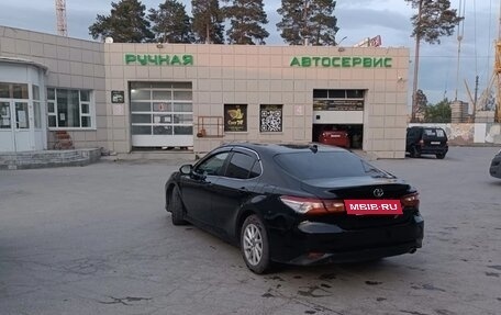 Toyota Camry, 2019 год, 2 250 000 рублей, 4 фотография