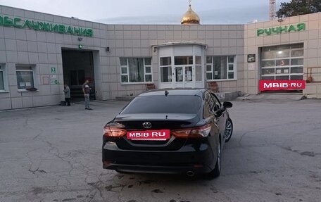 Toyota Camry, 2019 год, 2 250 000 рублей, 3 фотография