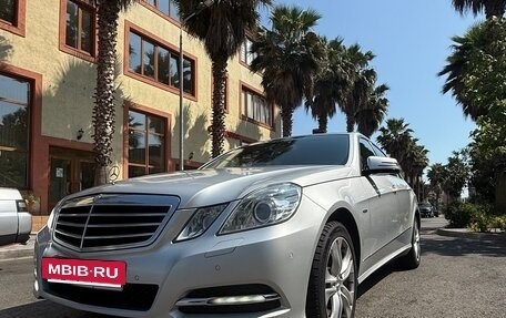 Mercedes-Benz E-Класс, 2011 год, 1 580 000 рублей, 4 фотография