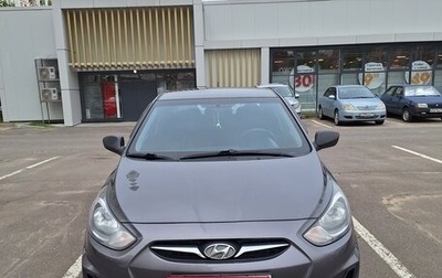 Hyundai Solaris II рестайлинг, 2013 год, 800 000 рублей, 1 фотография