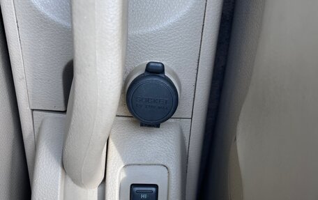 Nissan Tiida, 2010 год, 880 000 рублей, 8 фотография