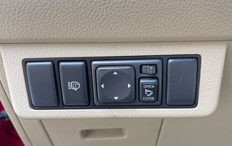 Nissan Tiida, 2010 год, 880 000 рублей, 9 фотография