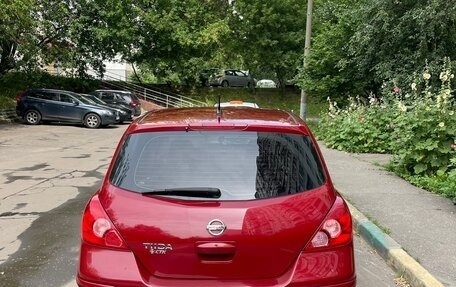 Nissan Tiida, 2010 год, 880 000 рублей, 2 фотография