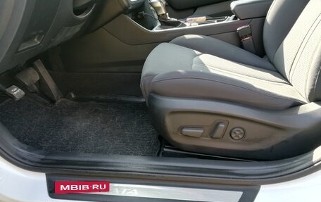 Hyundai Sonata VII, 2018 год, 2 300 000 рублей, 7 фотография