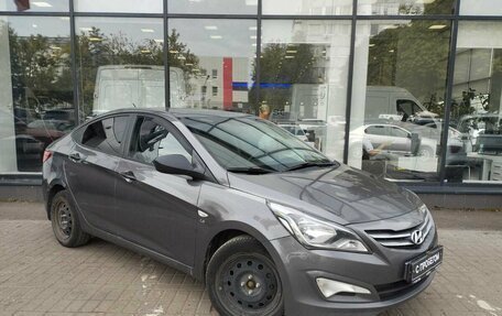 Hyundai Solaris II рестайлинг, 2015 год, 634 111 рублей, 3 фотография