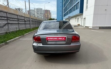 Hyundai Sonata IV рестайлинг, 2005 год, 300 000 рублей, 2 фотография