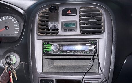Hyundai Sonata IV рестайлинг, 2005 год, 300 000 рублей, 15 фотография