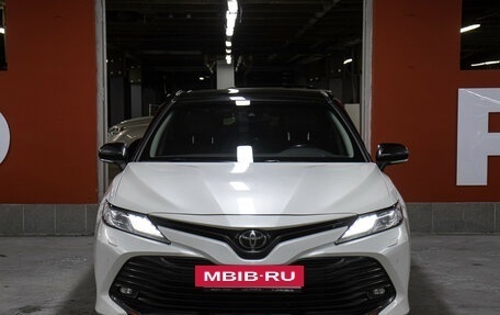 Toyota Camry, 2020 год, 2 698 000 рублей, 2 фотография