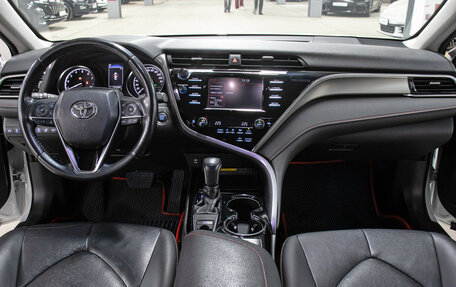 Toyota Camry, 2020 год, 2 698 000 рублей, 14 фотография