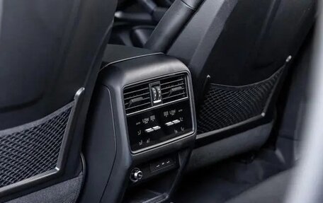 Porsche Cayenne III, 2024 год, 17 710 000 рублей, 34 фотография