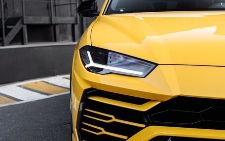 Lamborghini Urus I, 2019 год, 25 000 000 рублей, 11 фотография