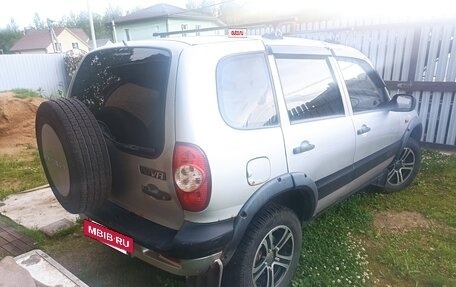 Chevrolet Niva I рестайлинг, 2004 год, 360 000 рублей, 3 фотография